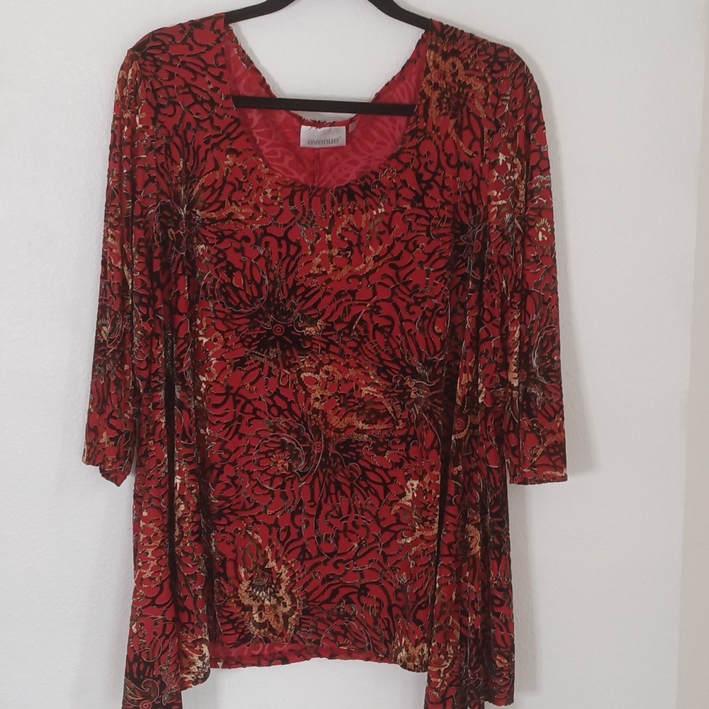 Avenue Womens Red Floral Velvet 3/4 Sleeve Top Sz 2X Stretchy Whimsy Party